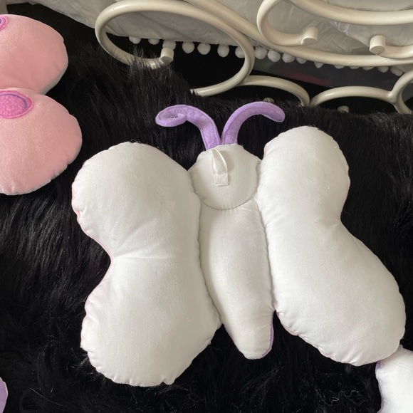VELOUR Set of Plush Pink & Purple Butterflies Room Decorations - Picture 5 of 9